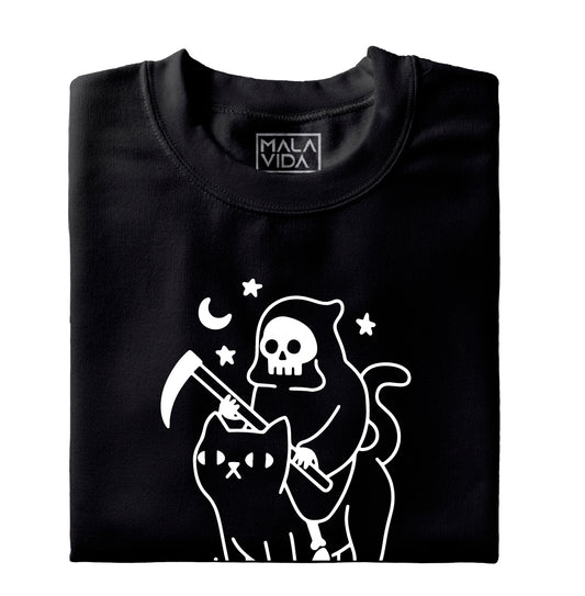 La muerte anda en gato