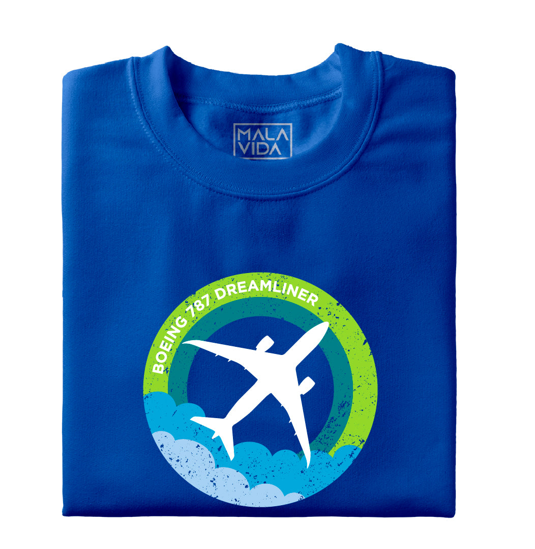 Boeing 787 above clouds