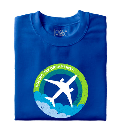 Boeing 787 above clouds