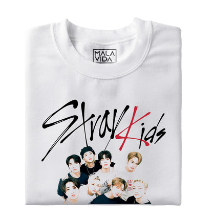 Stray Kids